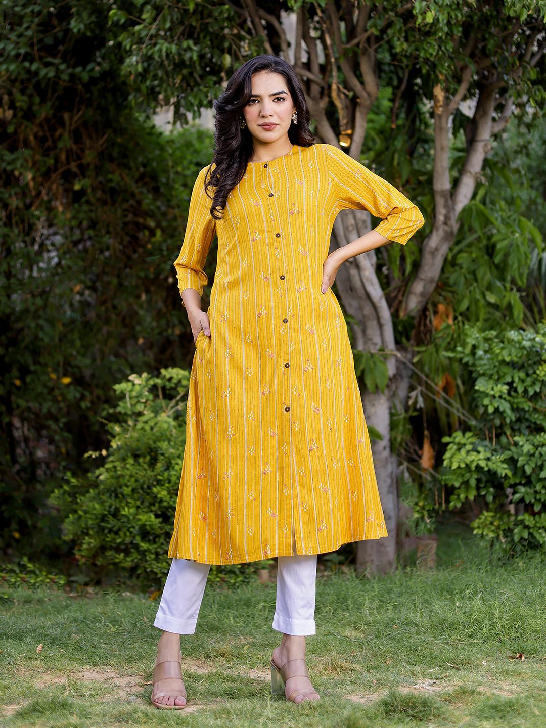 VASVI Women Striped Regular Sleeves Printed A-Line Kurta