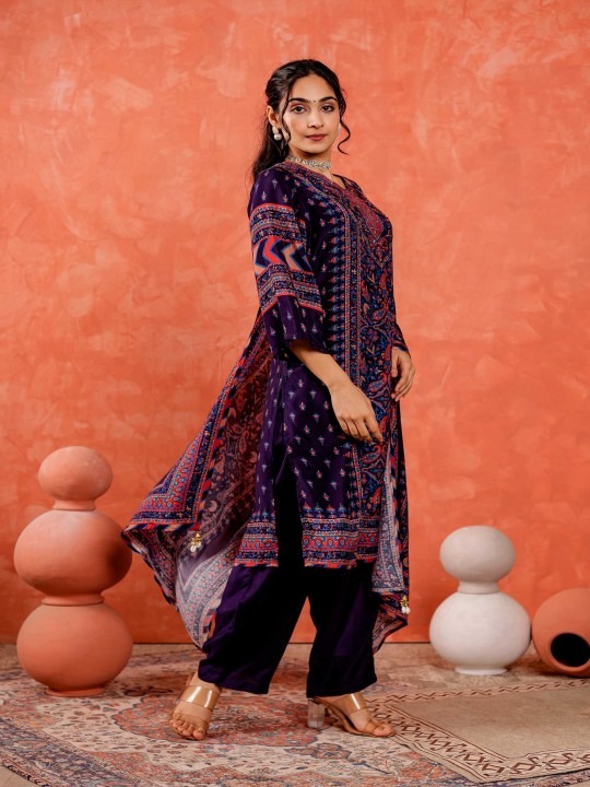 Muslin Handwork Kurta Pant With Dupatta Set
