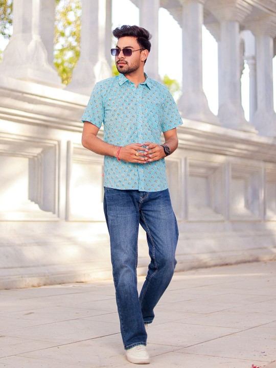 Men Classic Spread Collar Floral Printed Cotton Slim Fit Casual Shirt