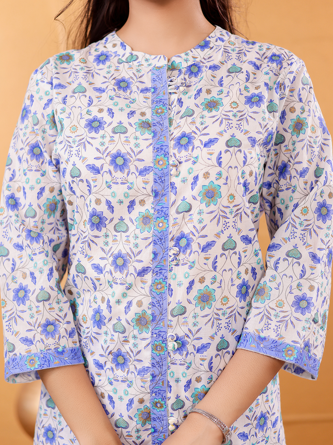 Floral Printed Mandarin Collar Pure Cotton Straight Kurta With Trousers & Dupatta