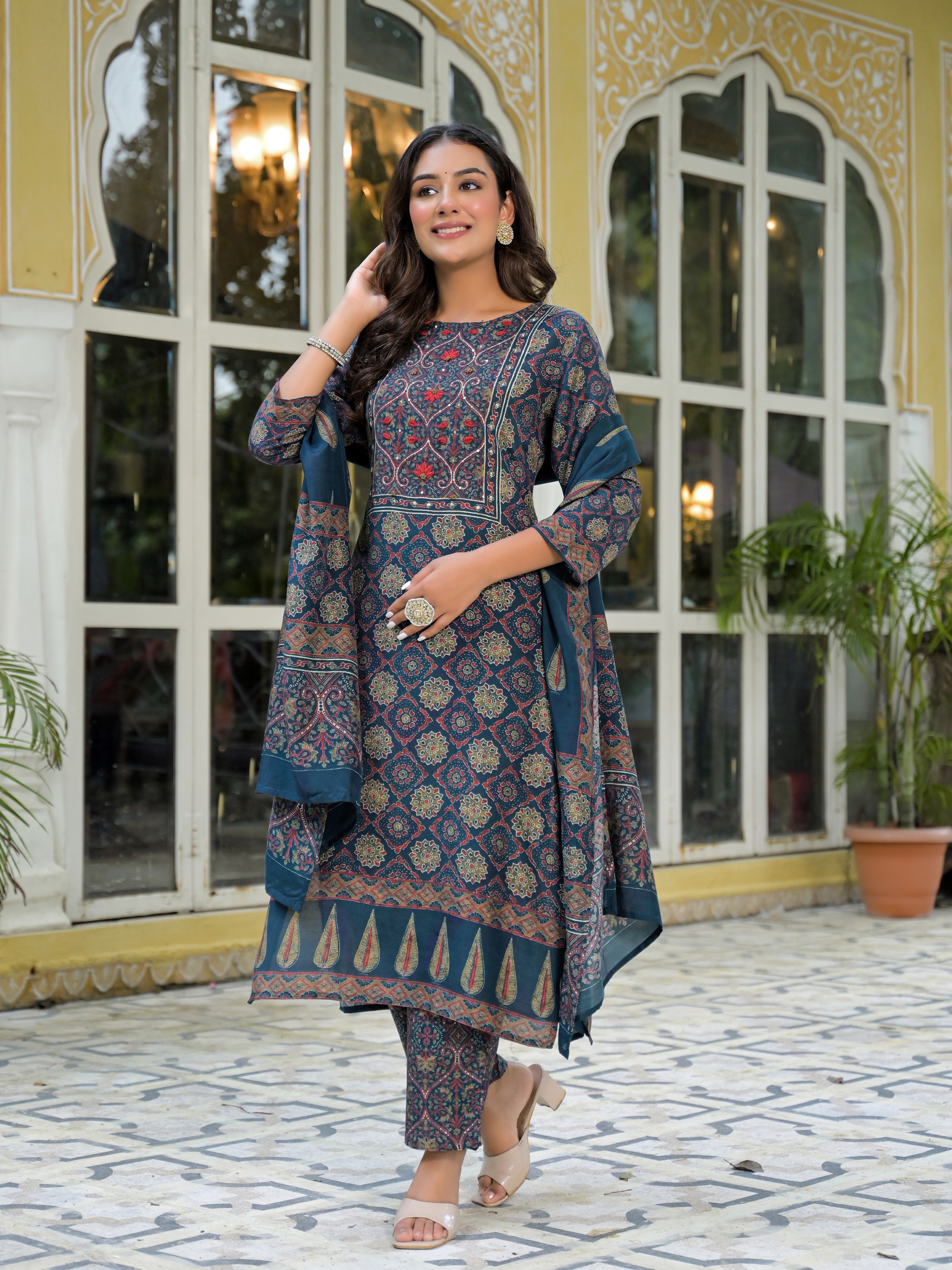 Ethnic Motifs Printed Round Neck Sequinned Muslin Kurta With Trousers & Dupatta
