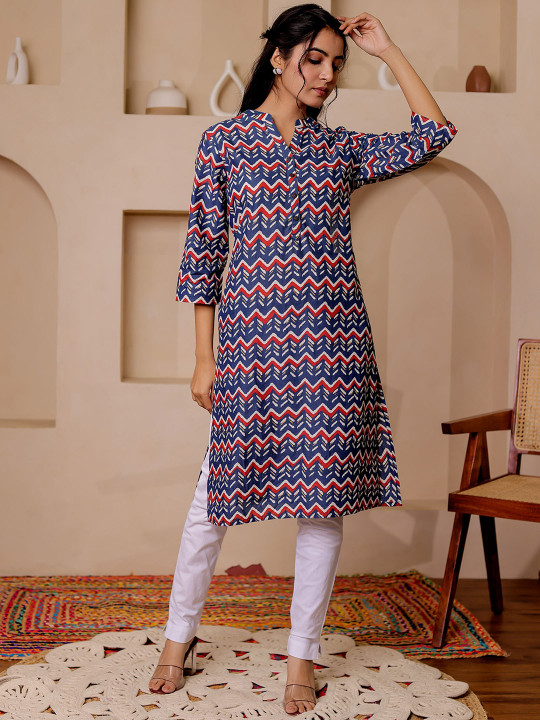 Women Chevron Printed Mandarin Collar Cotton Straight Kurta