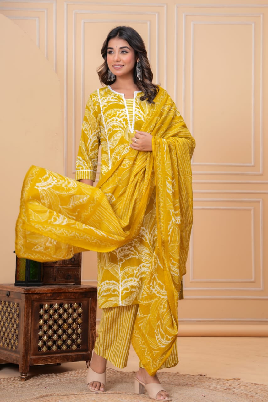 Floral Printed Regular Pure Cotton Kurta with Trousers & With Dupatta