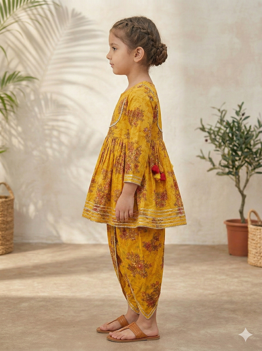 Girls Floral Printed Regular Kurta with Trouser