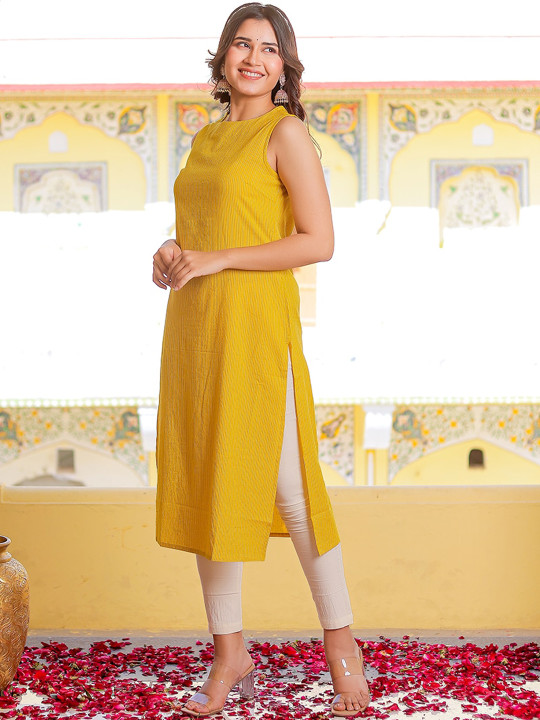 VASVI Women Cotton Sleeveless Straight Kurta