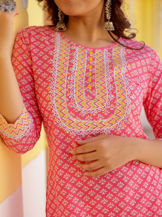 Ethnic Motifs Printed Mirror Work Cotton Straight Kurta