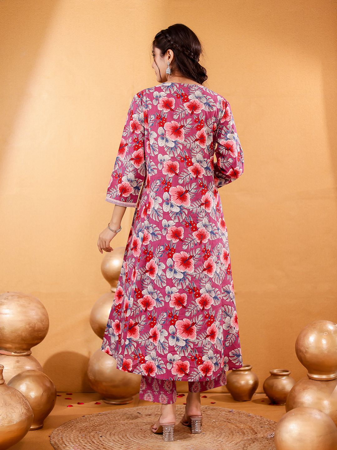 Women Floral Printed Regular Pure Cotton Kurta with Trousers & Dupatta