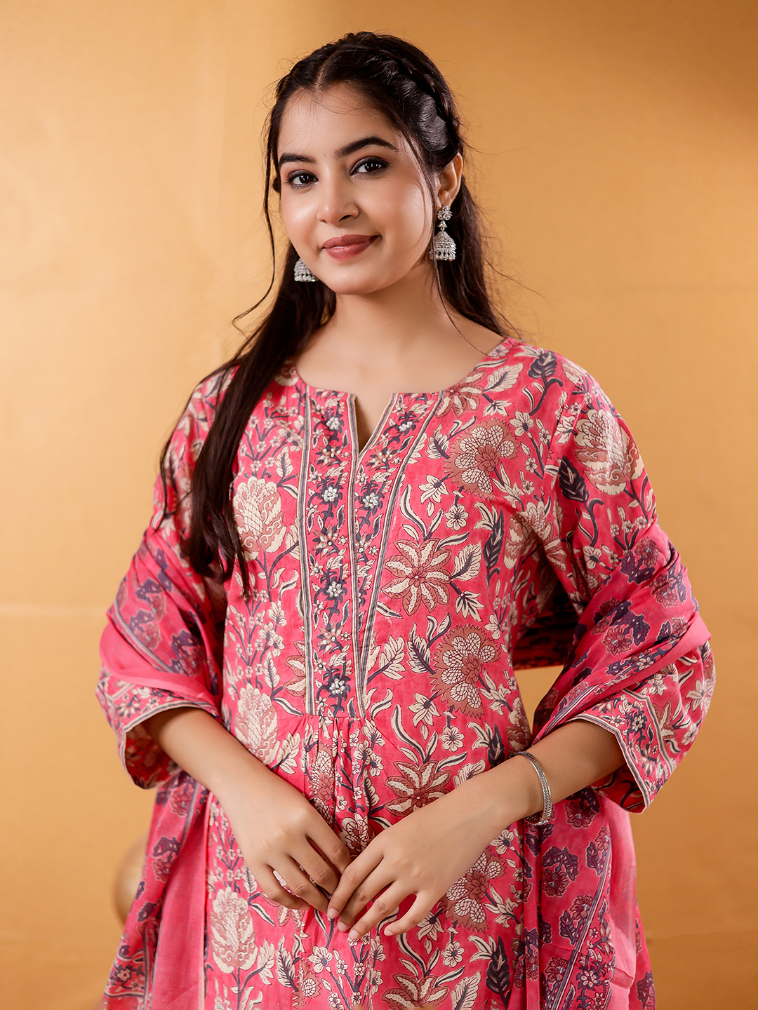 Women Floral Printed Cotton Kurta with Trousers & Dupatta