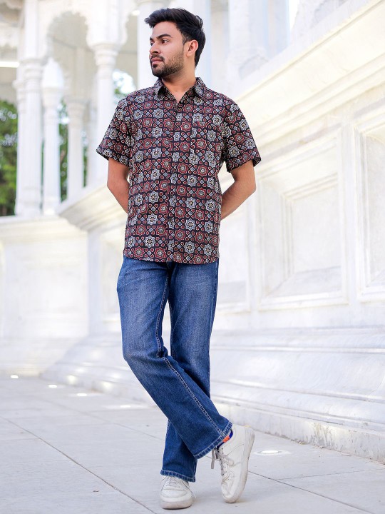 Men Classic Spread Collar Floral Printed Cotton Slim Fit Casual Shirt