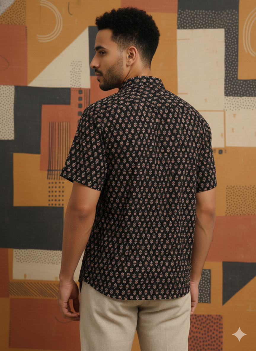 Men Classic Spread Collar Printed Cotton Slim Fit Casual Shirt