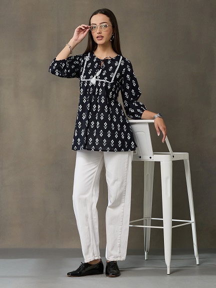 VASVI Women's  Cotton Printed Round Neck Casual Top, Black