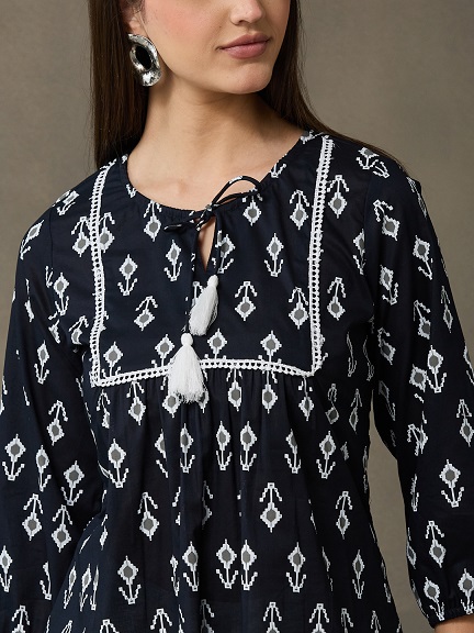 VASVI Women's  Cotton Printed Round Neck Casual Top, Black