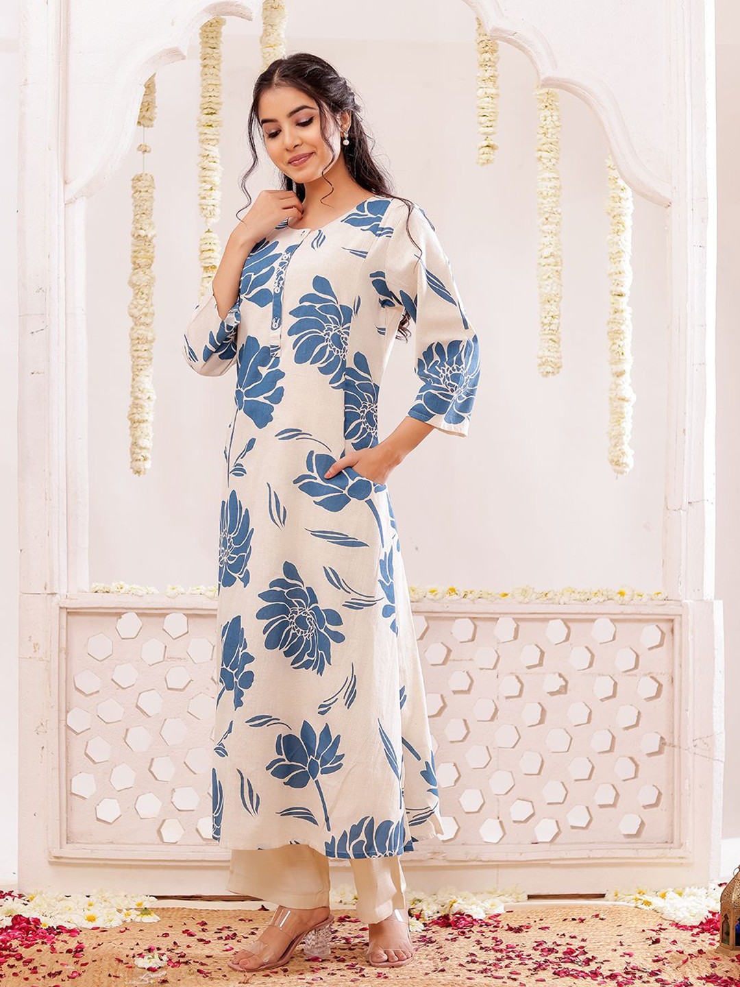 VASVI Floral Printed Thread Work Round Neck A-Line Kurta