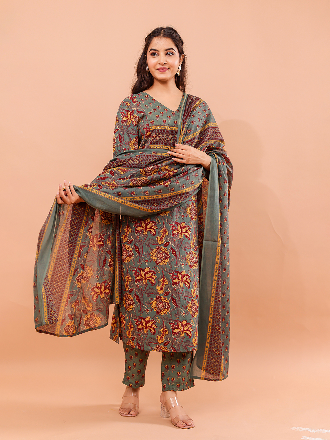 Cotton Printed Handwaork Kurta Pant With Dupatta Set
