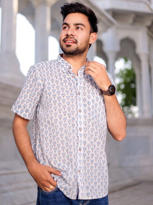 Men Classic Spread Collar Floral Printed Cotton Slim Fit Casual Shirt