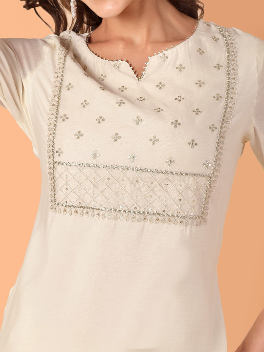 Floral Yoke Design Notch Neck Zari Chanderi Cotton Straight Kurta