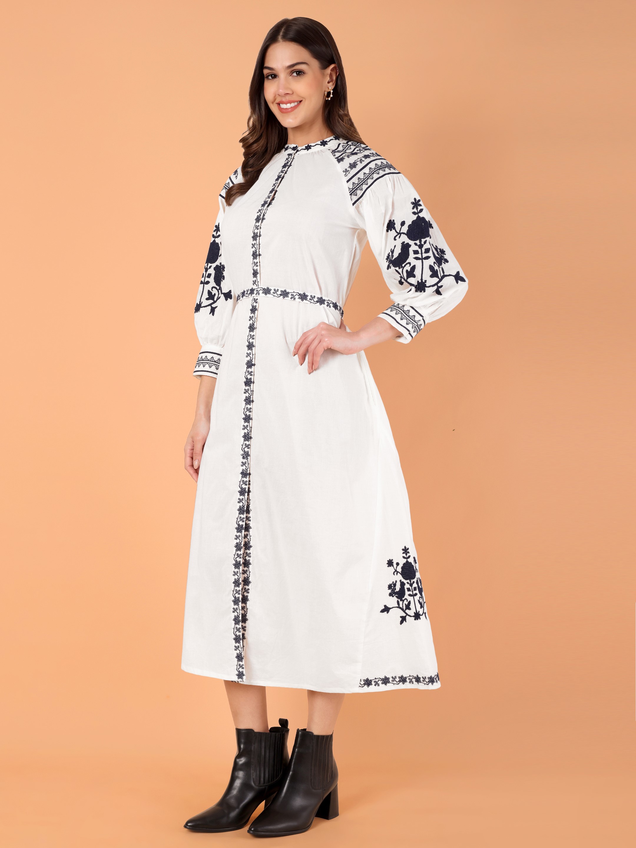 Women's Floral Embroidered Puff Sleeve A-Line Midi Dress Hover