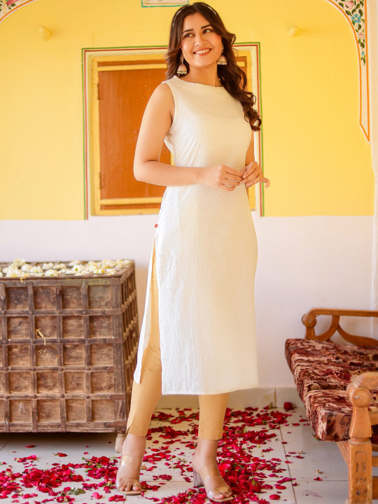 VASVI Women Cotton Sleeveless Straight Kurta