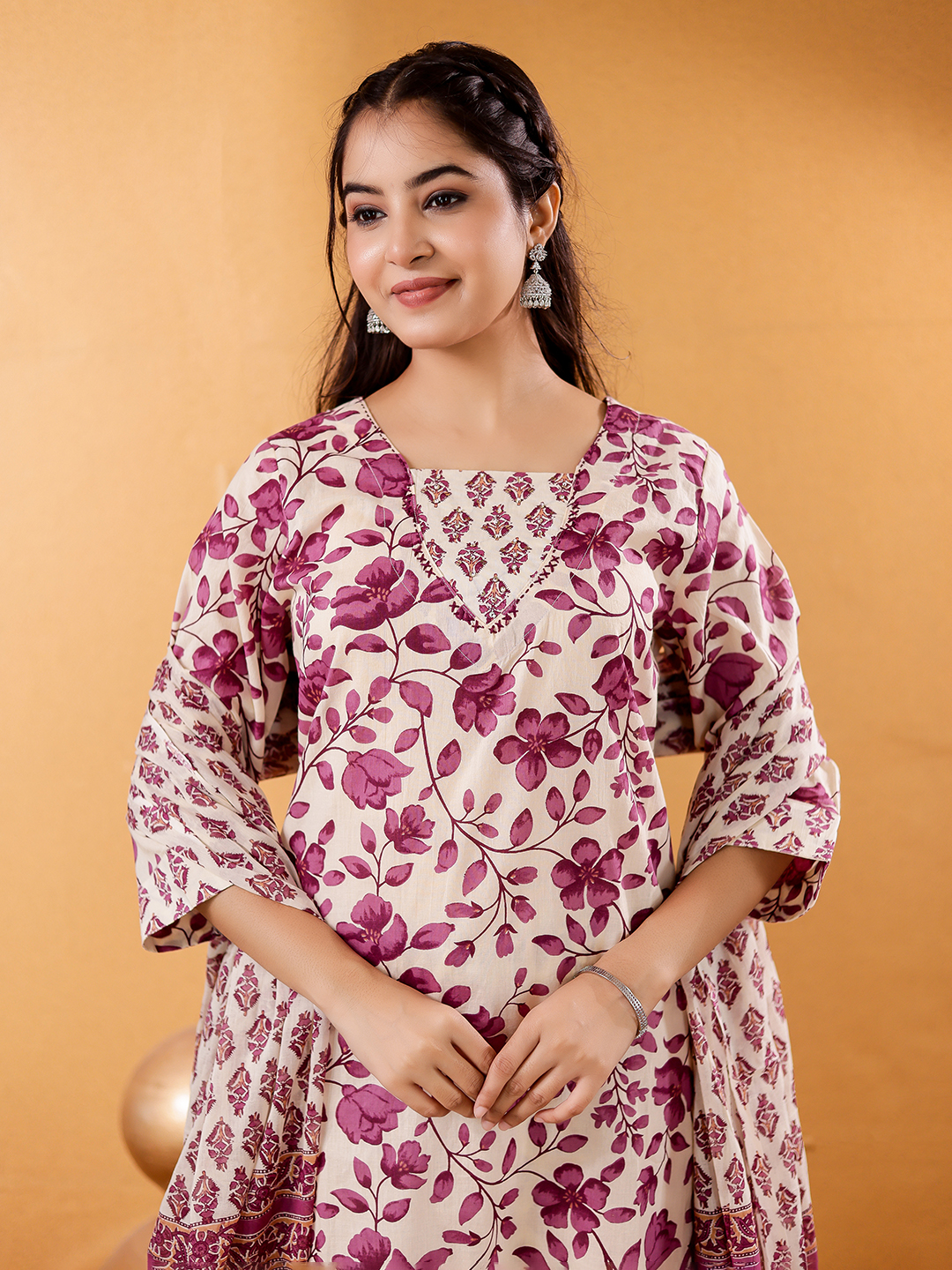 Women Floral Printed Cotton Handwaork Kurta with Trousers & Dupatta