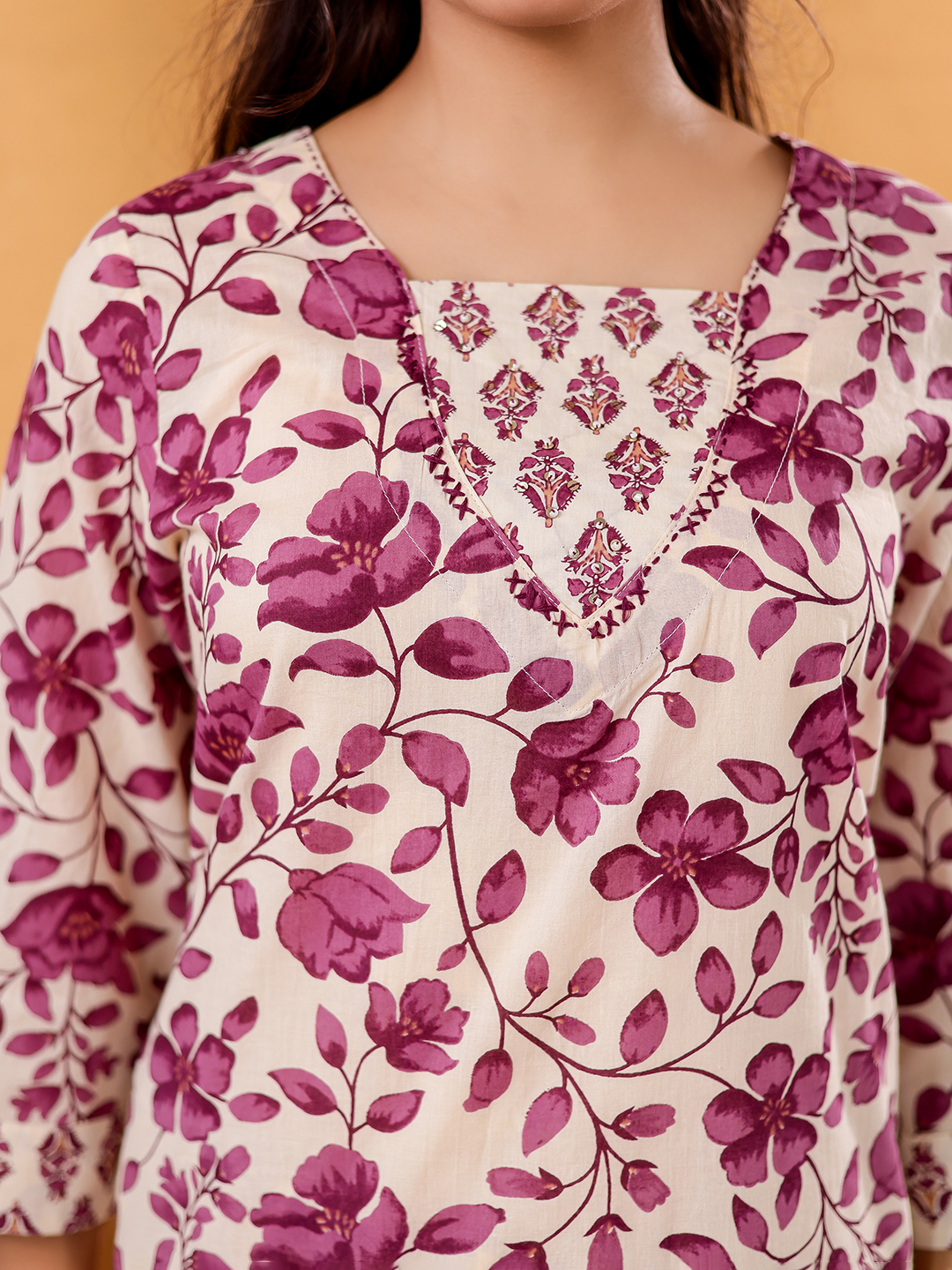 Women Floral Printed Cotton Handwaork Kurta with Trousers & Dupatta