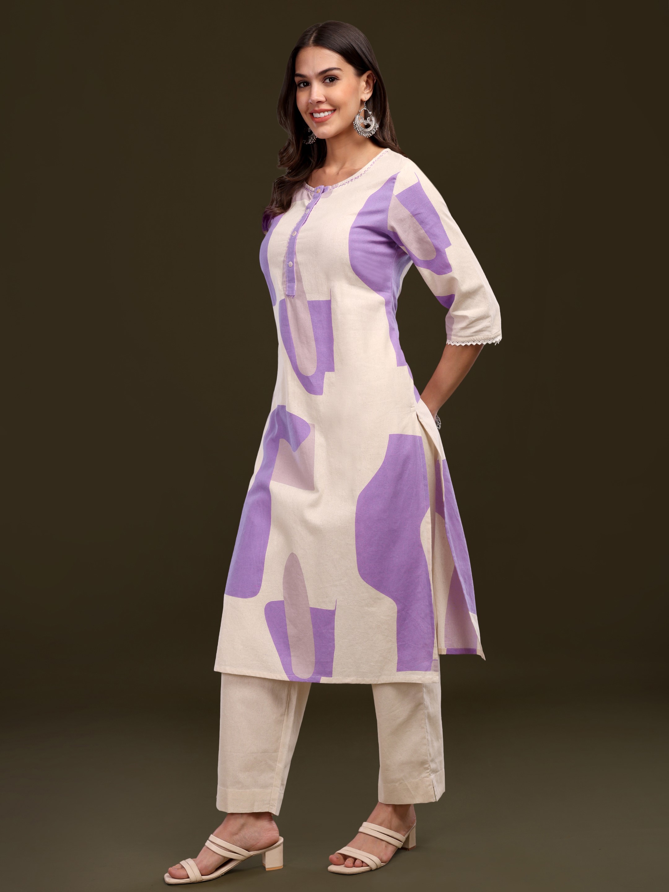 Women's Abstract Printed Cotton Flex Kurta With Trouser