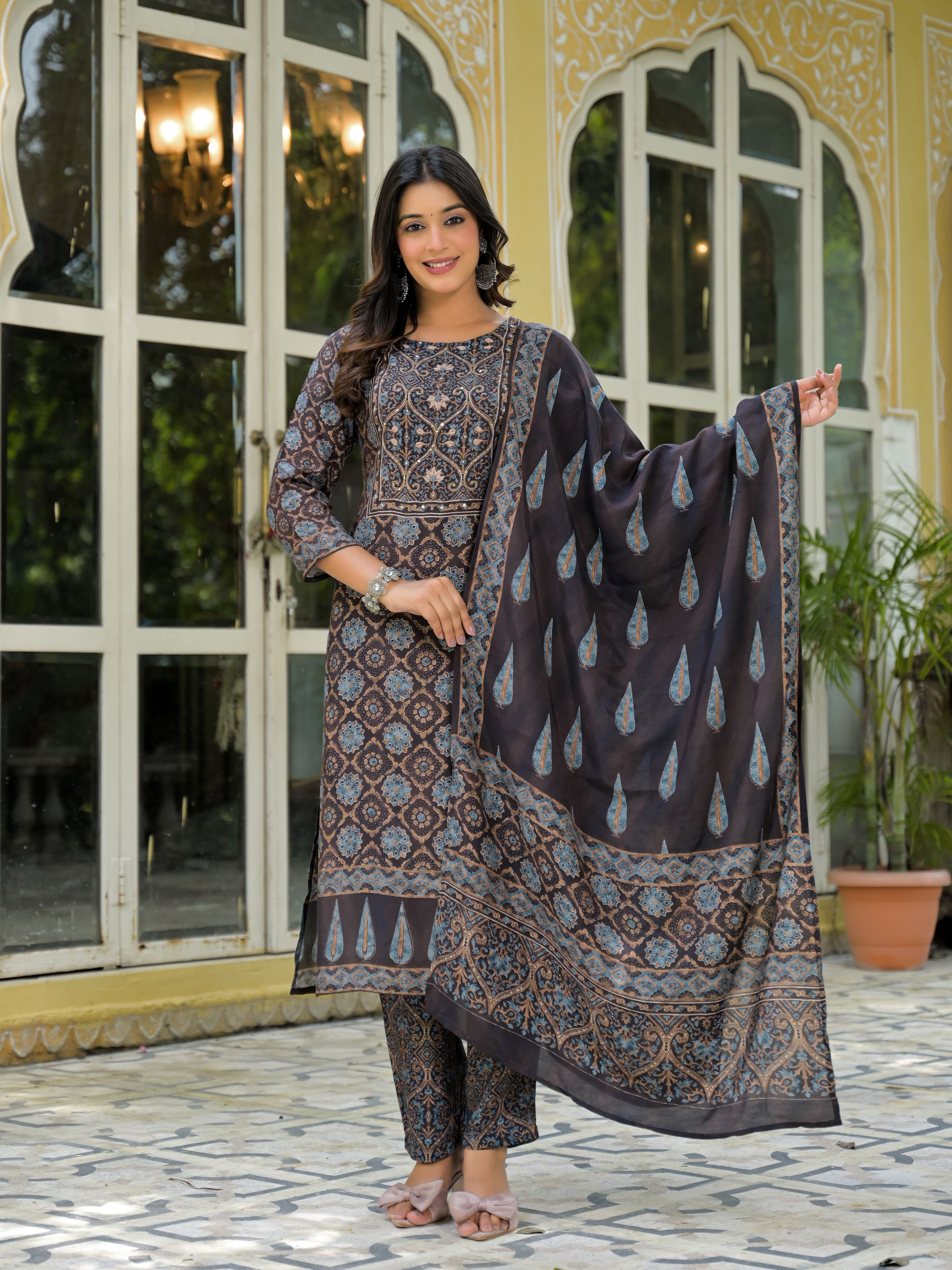 Ethnic Motifs Printed Round Neck Sequinned Muslin Kurta With Trousers & Dupatta