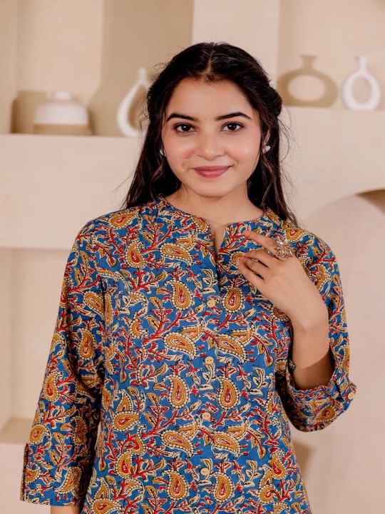 Paisely Printed Mandarin Collar Kalamkari Cotton A-Line Kurta
