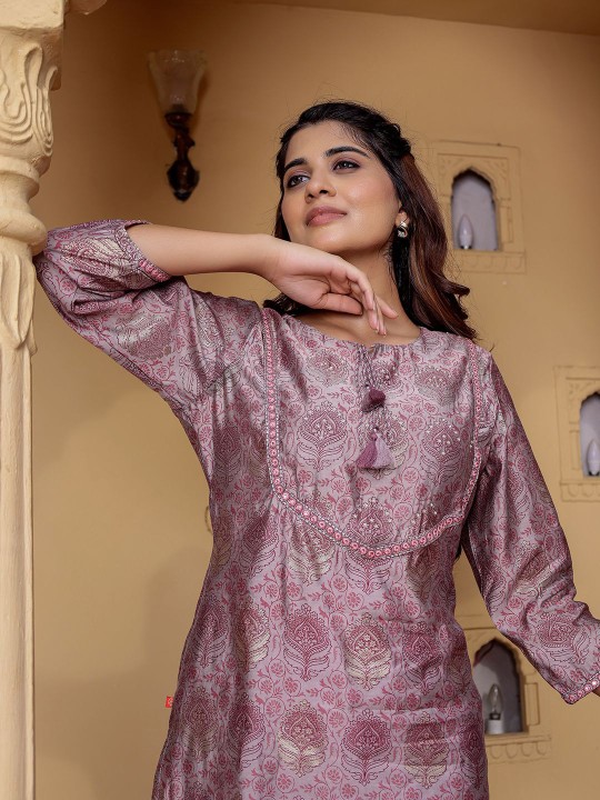 Ethnic Motifs Printed Tie-Up Neck Mirror Work Muslin Straight Kurta