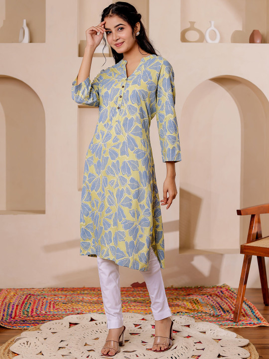 Women Rayon Floral Printed Mandarin Collar Straight Kurta