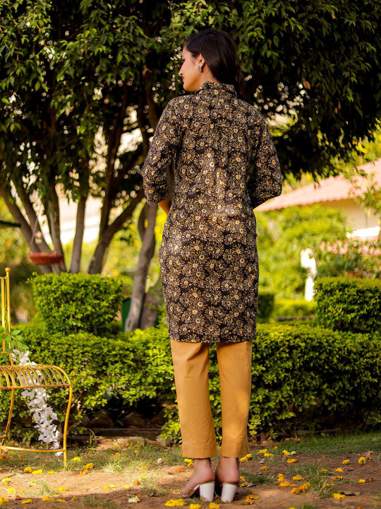 Women Floral Printed Shirt Collar Cotton Tunic