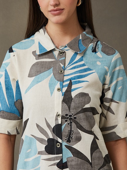Vasvi Women's Cotton Flex Printed A-Line Kurta with Shirt Collar