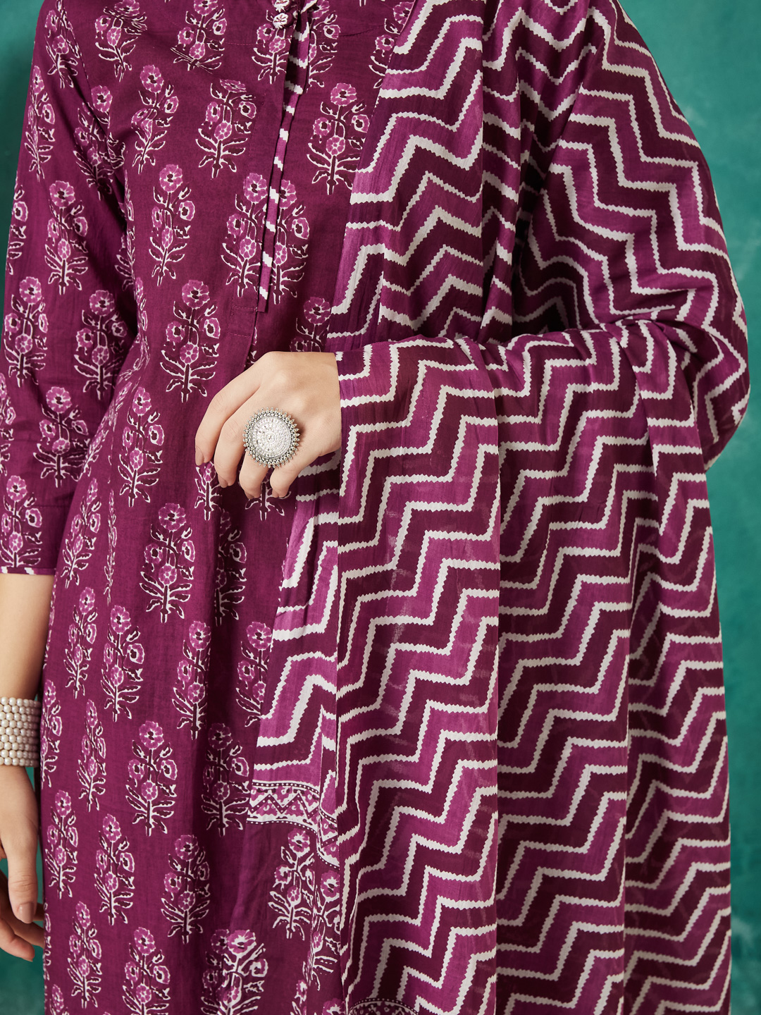 Vasvi Women Cotton Printed Kurta Set With Dupatta Hover